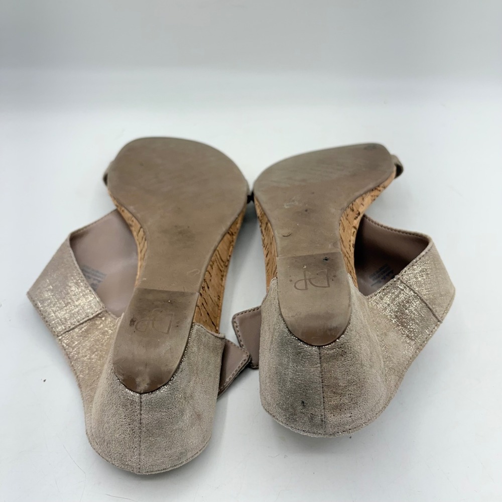Donald Pliner Donni Metallic Gold Leather Cork Wedge Sandals Womens 10M - Picture 9 of 9
